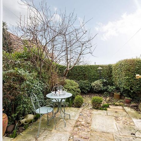 Quaint Cottage In The Heart Of North Yorkshire Village - Pet Friendly Free Stillington Экстерьер фото