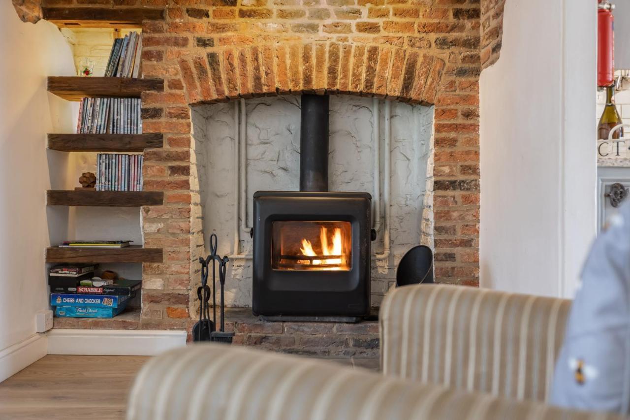 Quaint Cottage In The Heart Of North Yorkshire Village - Pet Friendly Free Stillington Экстерьер фото
