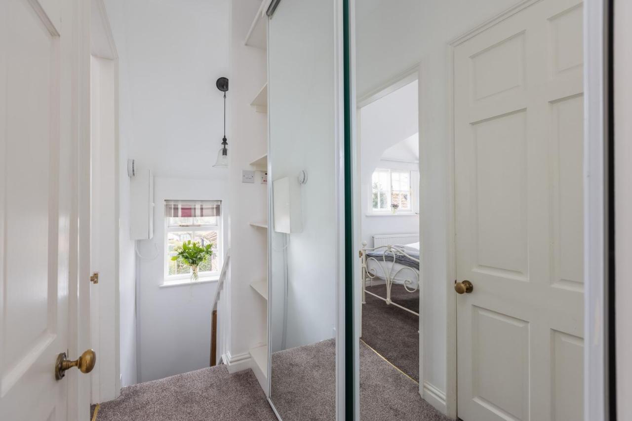 Quaint Cottage In The Heart Of North Yorkshire Village - Pet Friendly Free Stillington Экстерьер фото